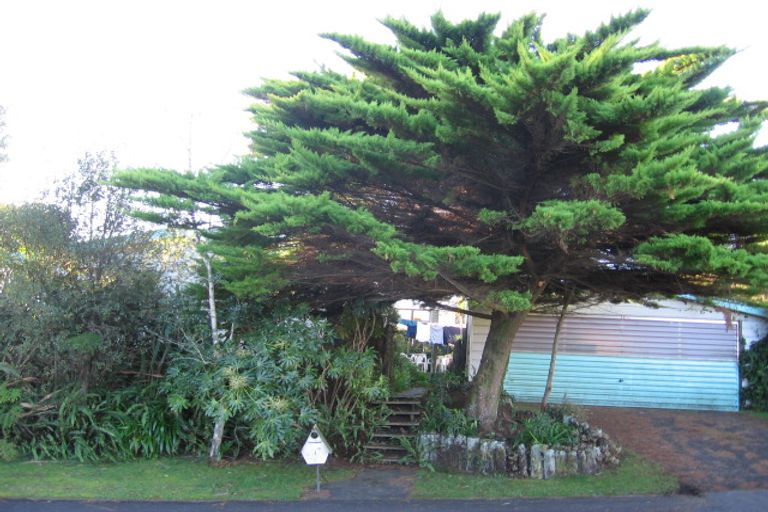 Photo of property in 1 Titoki Place, Pukete, Hamilton, 3200