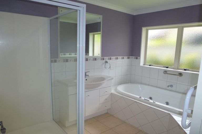 Photo of property in 8a Holmwood Park Drive, Morrinsville, 3300