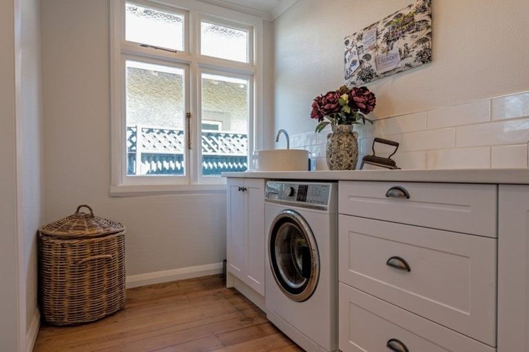 Photo of property in 34 Florence Avenue, Palmerston North, 4414