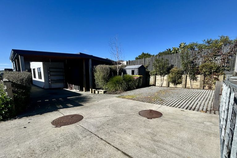 Photo of property in 78d Lincoln Park Avenue, Massey, Auckland, 0614