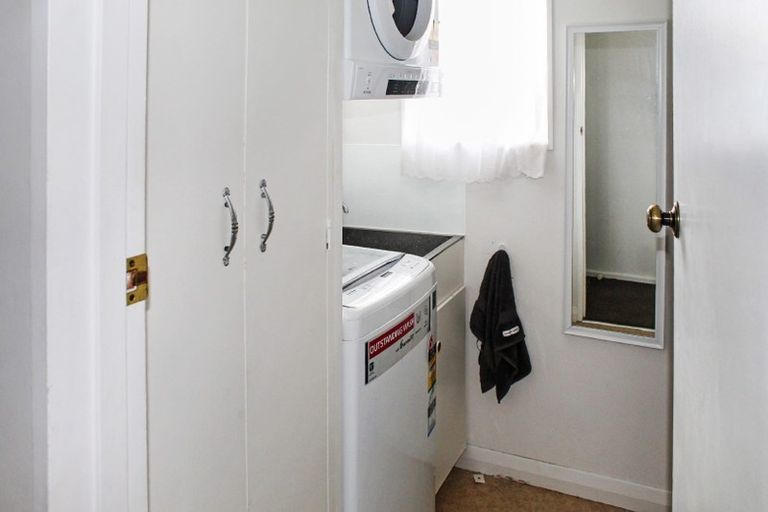 Photo of property in 576 Main Street, Palmerston North, 4410