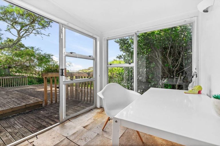 Photo of property in 18 Chorley Avenue, Massey, Auckland, 0614