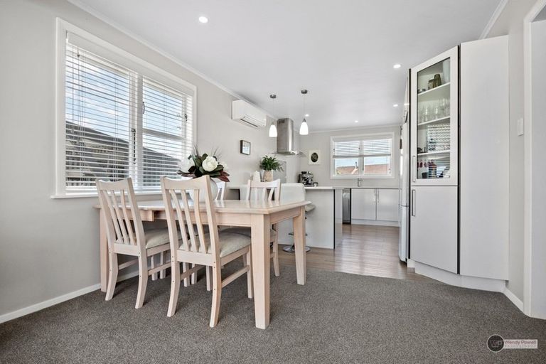 Photo of property in 76 Shakespeare Avenue, Trentham, Upper Hutt, 5018