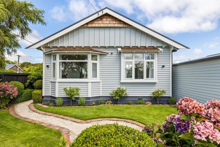 Photo of property in 36 Ngaio Street, Saint Martins, Christchurch, 8022