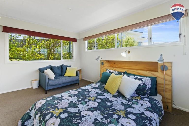 Photo of property in 10 Laurel Grove, Maungaraki, Lower Hutt, 5010
