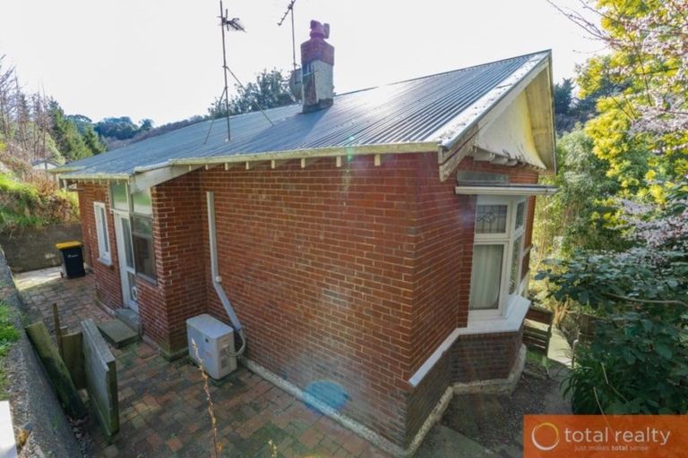 Photo of property in 72 Glen Road, The Glen, Dunedin, 9011