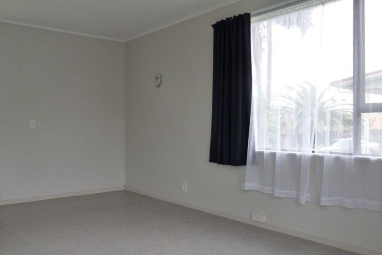 Photo of property in 279 One Tree Point Road, One Tree Point, 0118