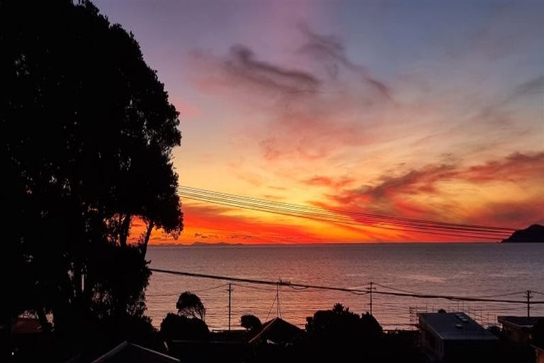 Photo of property in 13 Karekare Road, Raumati South, Paraparaumu, 5032