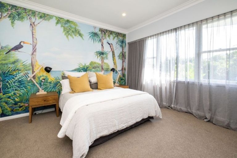 Photo of property in 24 France Road, Bluff Hill, Napier, 4110