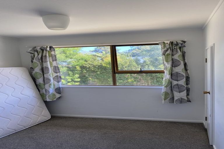 Photo of property in 12 June Place, Torbay, Auckland, 0630
