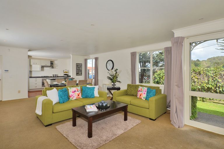 Photo of property in 3a Kent Road, Regent, Whangarei, 0112