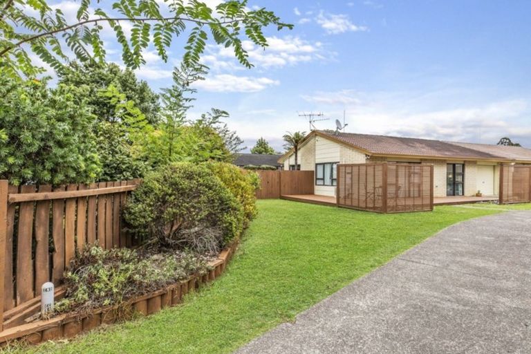 Photo of property in 49a Great South Road, Takanini, 2112
