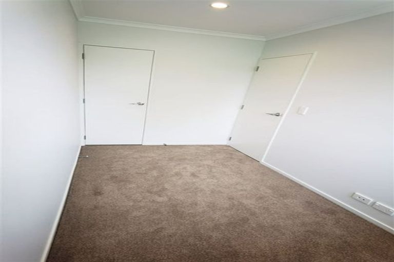 Photo of property in 37 Nganui Avenue, Takanini, 2112