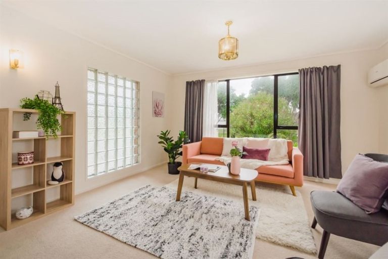 Photo of property in 4 Manly Garden, Paraparaumu Beach, Paraparaumu, 5032