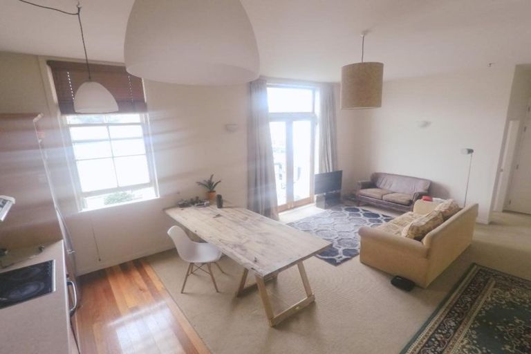 Photo of property in 10/30 Hanson Street, Mount Cook, Wellington, 6021