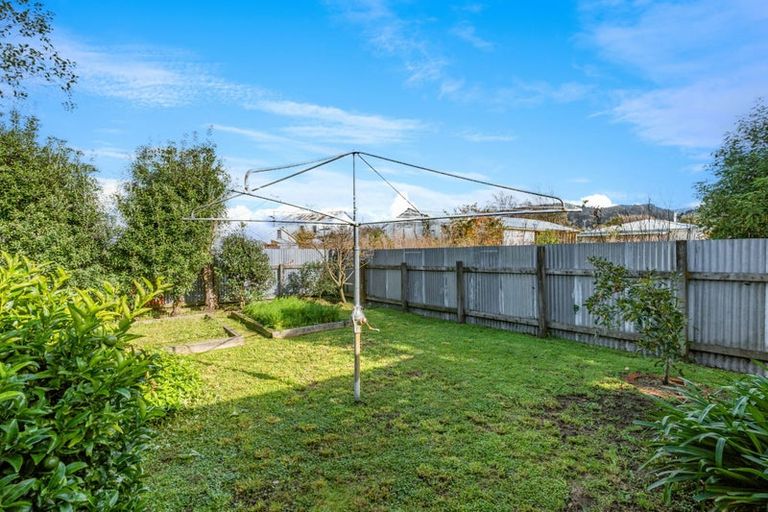 Photo of property in 3 Hickson Street, Featherston, 5710