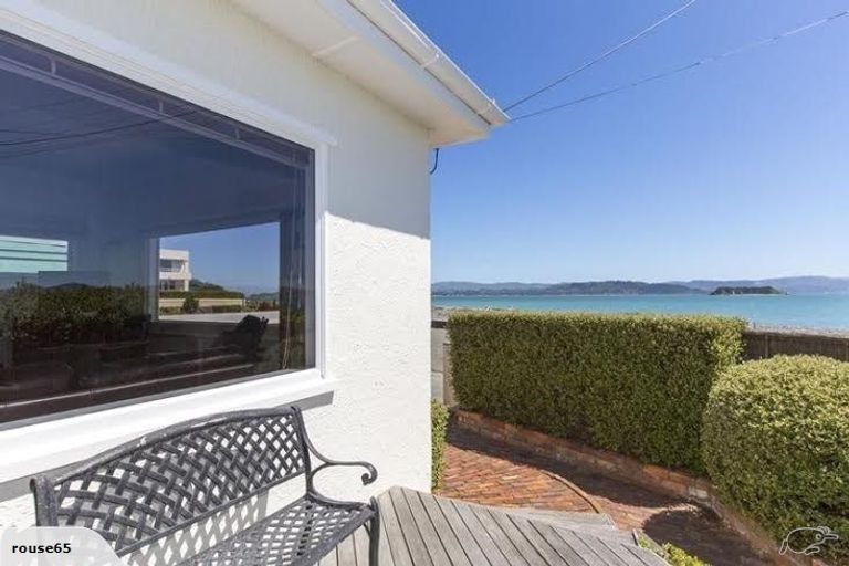 Photo of property in 255 Marine Parade, Eastbourne, Lower Hutt, 5013