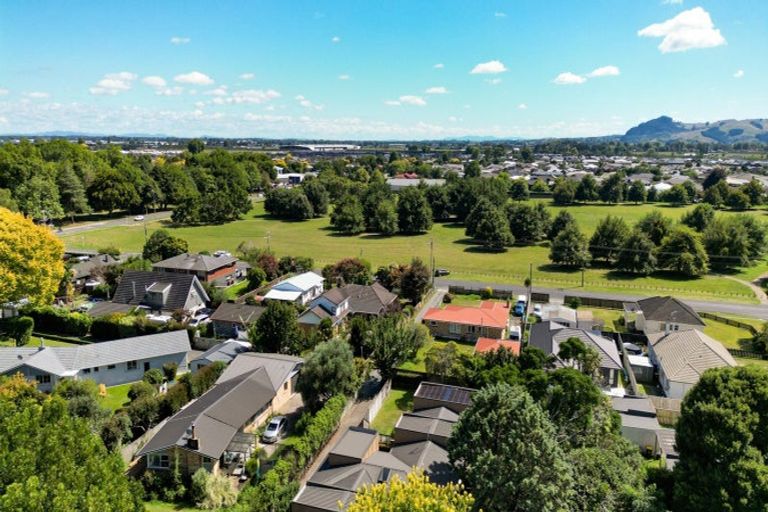 Photo of property in 131 Taylor Street, Cambridge, 3434