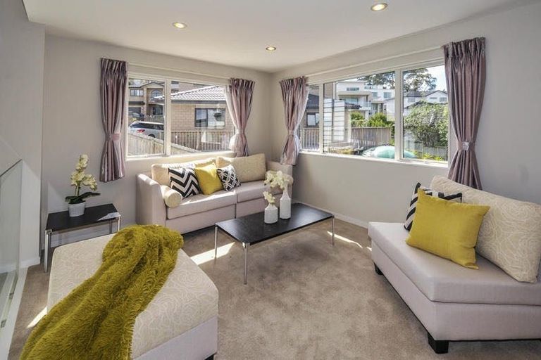 Photo of property in 7 Bintulu Place, Fairview Heights, Auckland, 0632