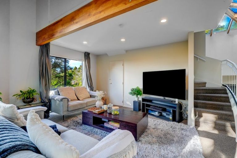 Photo of property in 35 Park Road, Titirangi, Auckland, 0604