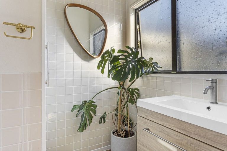 Photo of property in 53 Penruddock Rise, Westmorland, Christchurch, 8025