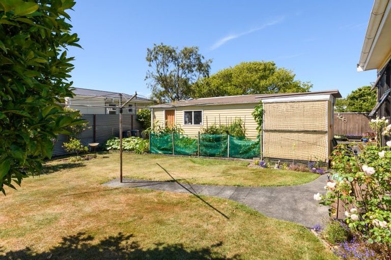Photo of property in 11 London Terrace, Awapuni, Palmerston North, 4412