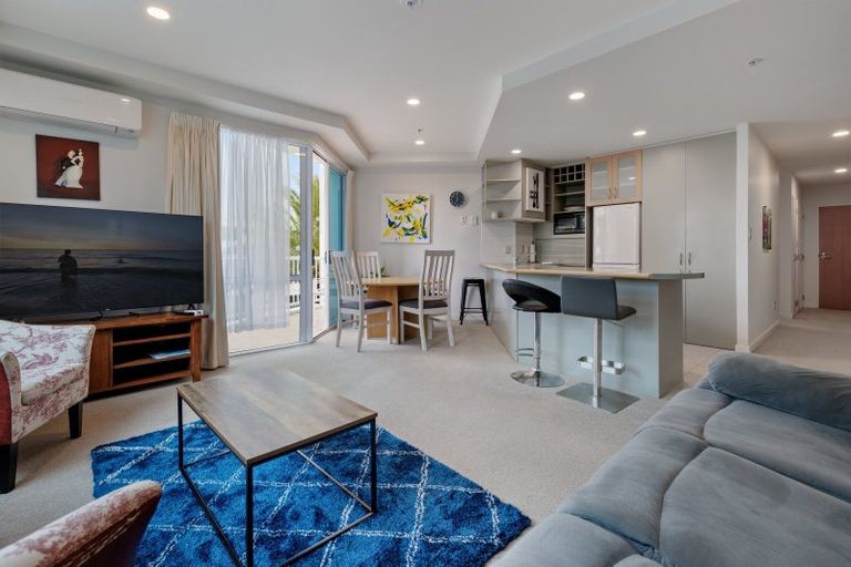 Photo of property in Beaumont Apartments, 10/12 Maunganui Road, Mount Maunganui, 3116