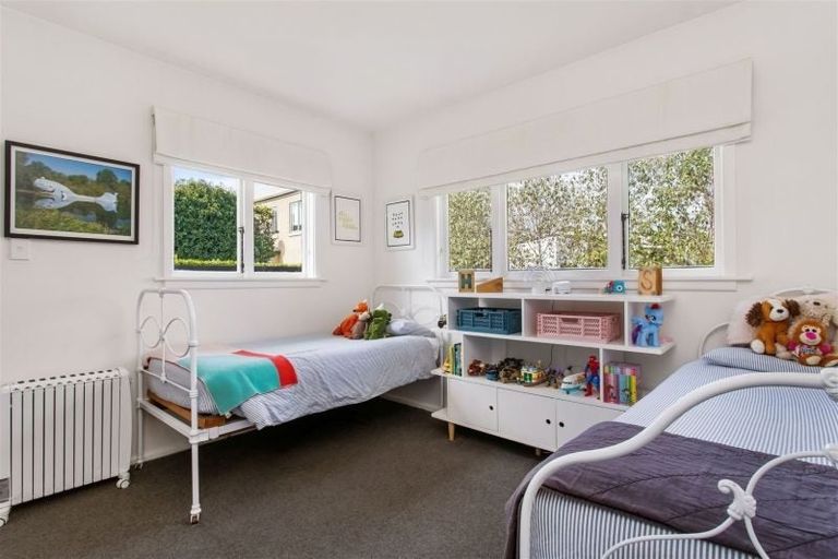 Photo of property in 52 Paparoa Street, Papanui, Christchurch, 8053