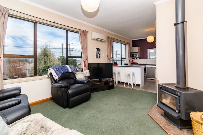 Photo of property in 2 Paterson Street, Abbotsford, Dunedin, 9018