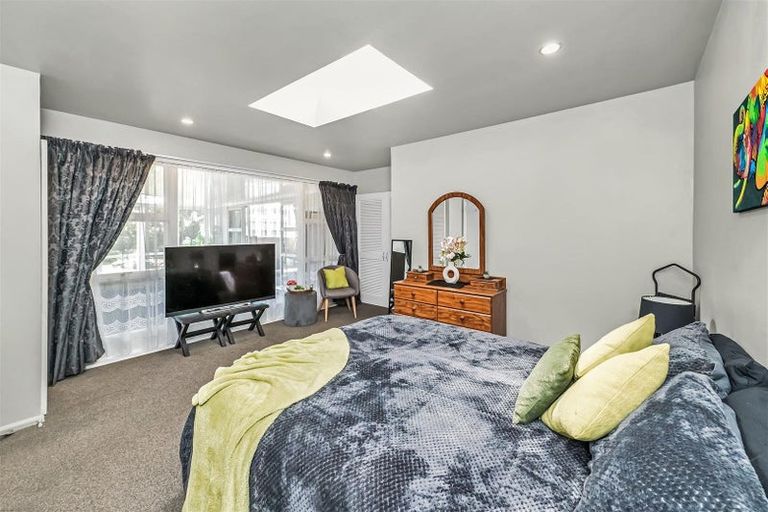 Photo of property in 140 Kendal Avenue, Burnside, Christchurch, 8053