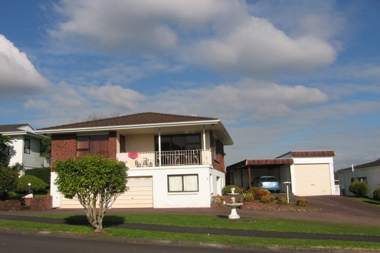Photo of property in 5 Deodar Place, Totara Heights, Auckland, 2105