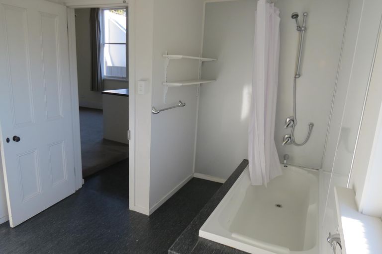 Photo of property in 11 Molyneux Avenue, Cromwell, 9310