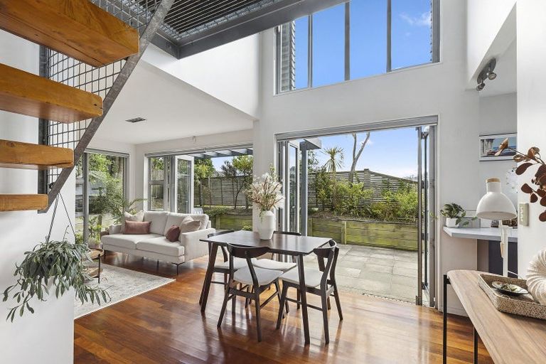 Photo of property in 26a Brighton Street, Island Bay, Wellington, 6023