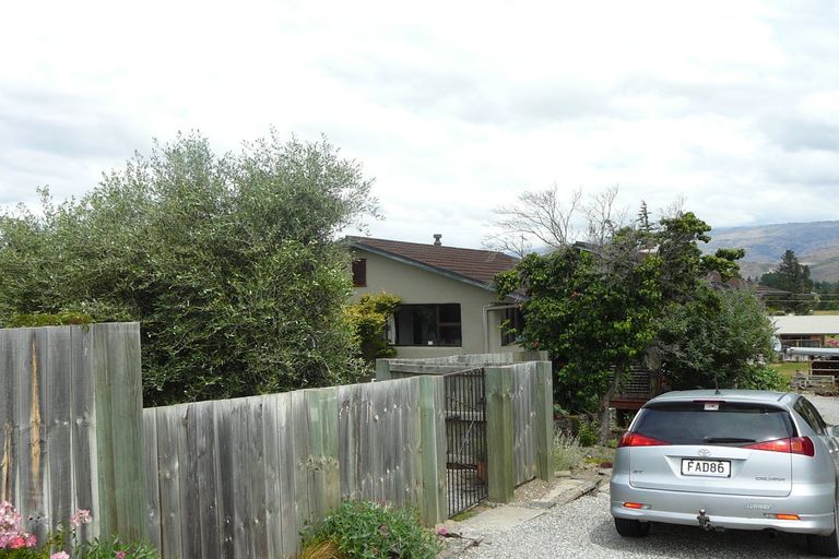 Photo of property in 65 Newcastle Street, Clyde, 9330