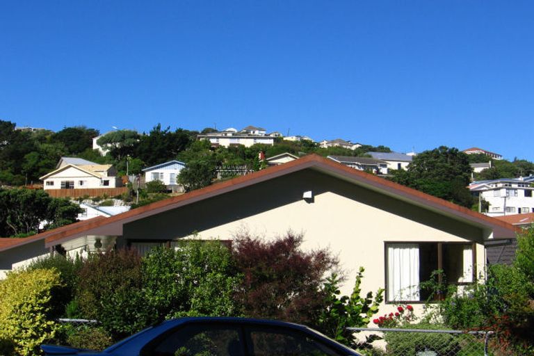 Photo of property in 72 Weka Street, Miramar, Wellington, 6022