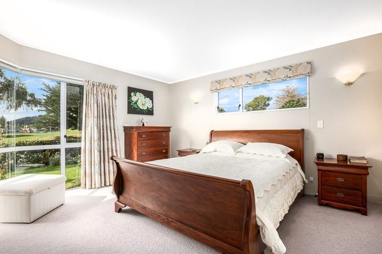 Photo of property in 7 Lakeside Villas, Whitby, Porirua, 5024