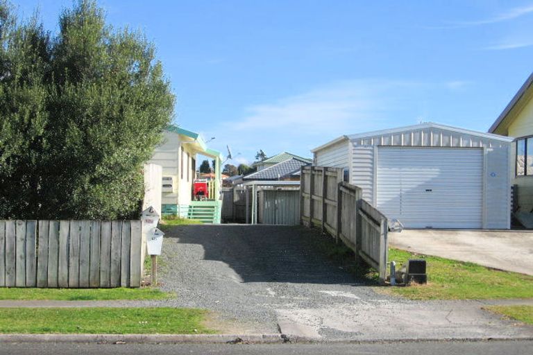 Photo of property in 10 Lloyd Drive, Nawton, Hamilton, 3200