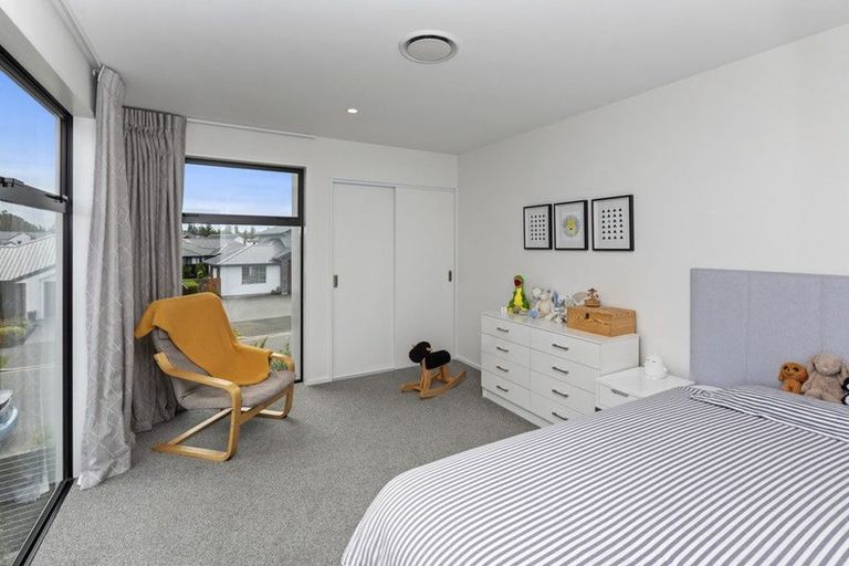 Photo of property in 42 Grayshott Avenue, Casebrook, Christchurch, 8051