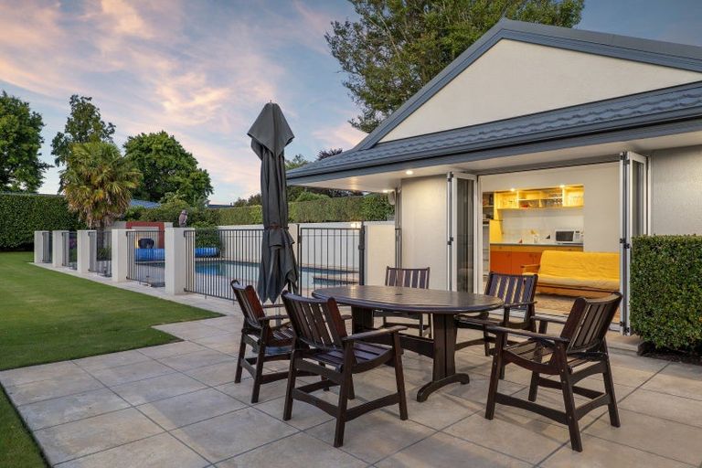 Photo of property in 42 Merrin Street, Avonhead, Christchurch, 8042