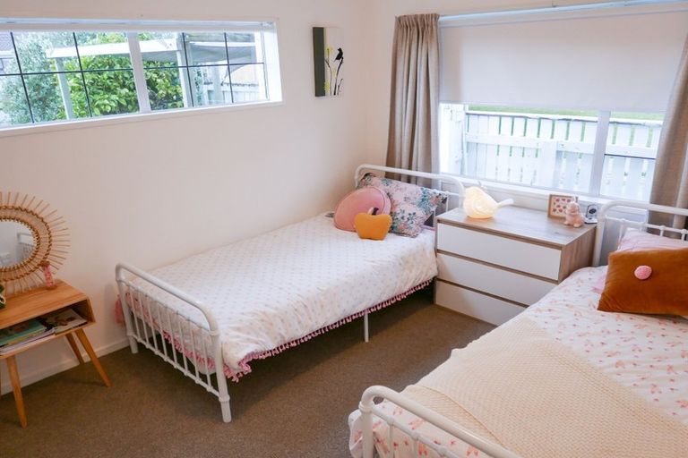 Photo of property in 20a Oriwa Street, Waikanae, 5036