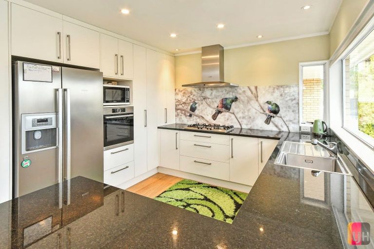 Photo of property in 43 Brylee Drive, Conifer Grove, Takanini, 2112