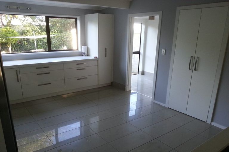 Photo of property in 79 Hinau Street, Riccarton, Christchurch, 8041