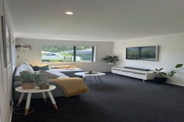 Photo of property in 3 Riverboat Lane, Helensville, 0800