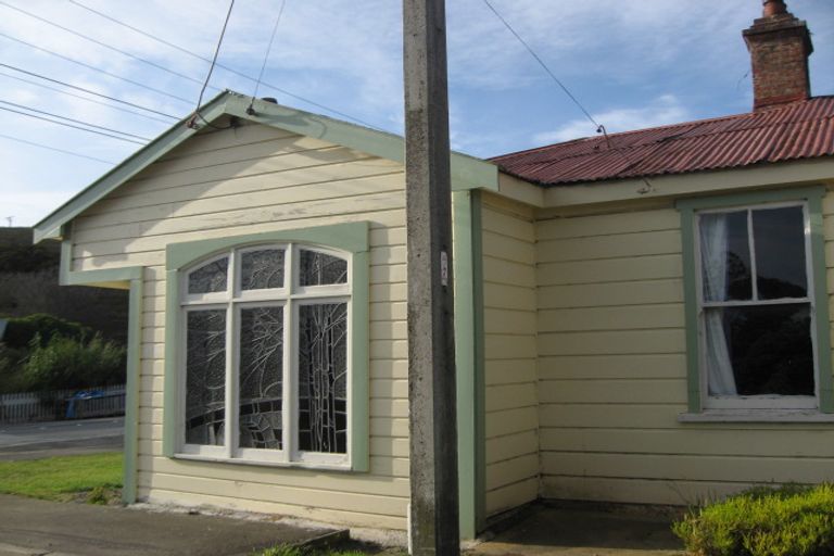 Photo of property in 1 Allans Beach Road, Portobello, Dunedin, 9014