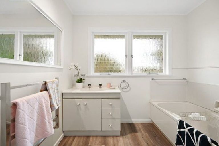 Photo of property in 58a Sandwich Road, St Andrews, Hamilton, 3200