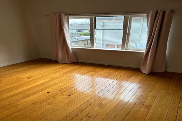 Photo of property in 1/34 Bracken Avenue, Takapuna, Auckland, 0622