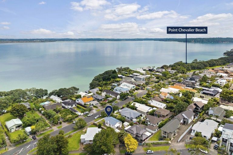 Photo of property in 5 Harbour View Road, Point Chevalier, Auckland, 1022