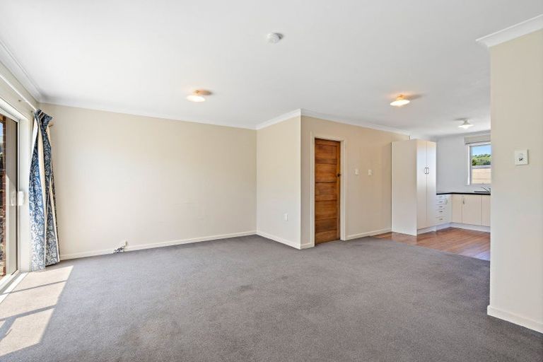 Photo of property in 1 Waldron Crescent, Green Island, Dunedin, 9018