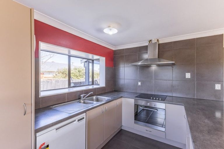 Photo of property in 129a Avalon Drive, Nawton, Hamilton, 3200