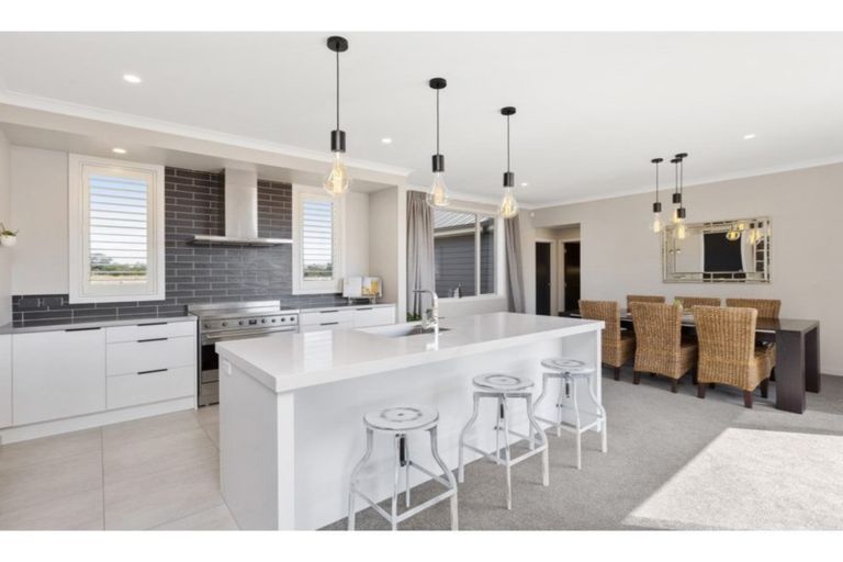 Photo of property in 6 Diane Place, Te Kowhai, Hamilton, 3288